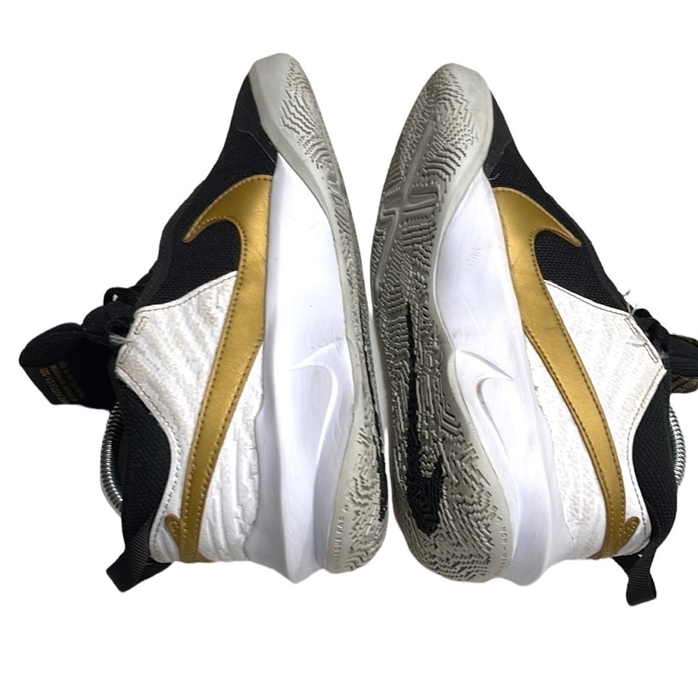 NIKE Hustle D 10 Big Kids Basketball Shoes Sneakers SZ 5Y black gold - Picture 4 of 9
